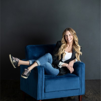 Julie R