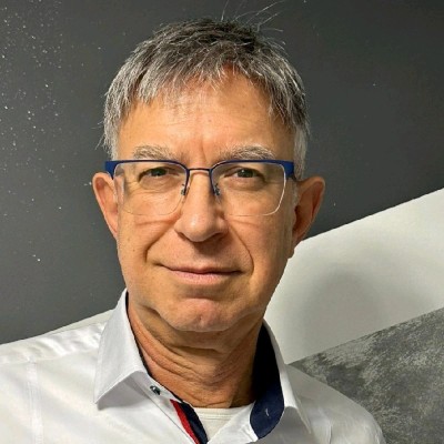 Kobi K.